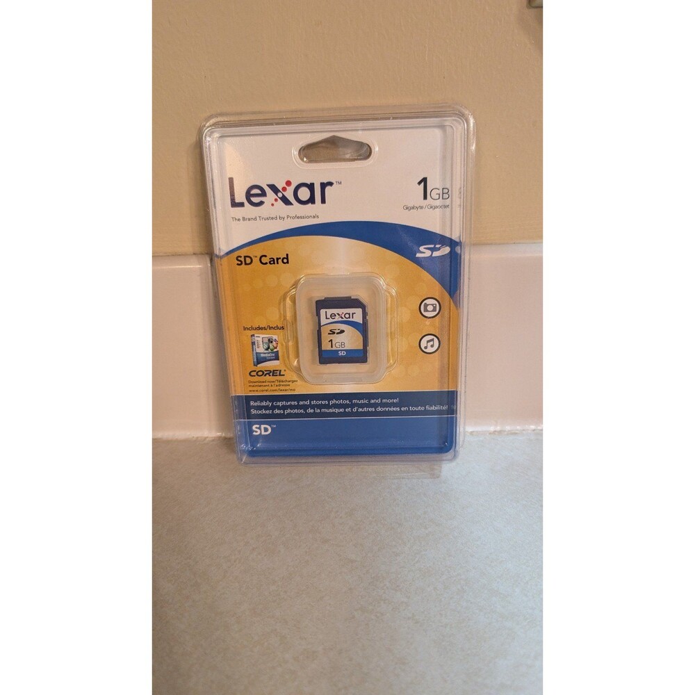NIB 1GB SD Card with Case Lexar